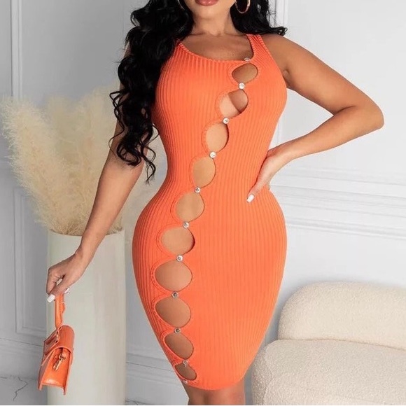 Dresses & Skirts - Dress